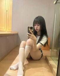 雲姍 157cm D 44kg 22y 清純學生妹 快來體驗大奶蘿莉在床上的熱情吧