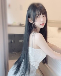 #台中  皮皮  158.44.C+.20y  在校生 卡哇伊 清純女孩