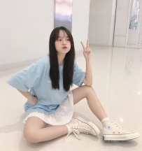 拉拉 158 C 45kg 21歲  妹妹很可愛親和    是會想讓人帶回家疼的那種feel