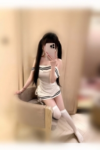 #臺中 小隻白虎18歲小嫩妹 小草 156・43 C奶・18歲