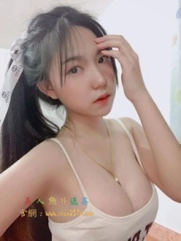 璐璐   164/48/E 25歲  顏值超高優質時尚正妹