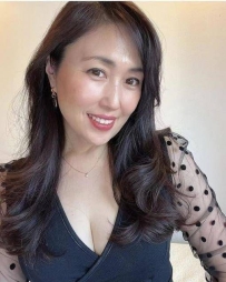秋香  163cm  D奶  35歲  饑渴補習老師  黑絲+高跟絕配~