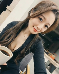 臺北地區/小芸 162cm/E奶/27歲   性感人妻 誘惑力十足 🔥