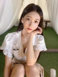 天月167.47.D.22歲     天生麗質臉蛋 不做作 皮膚白皙柔和