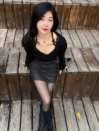 #魅惑女神❤️  秀秀 165/48kg/C/34歲  #身材修長