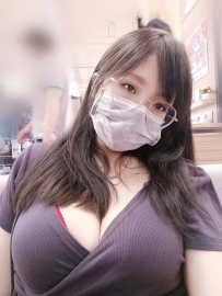 #臺北 吱吱 166cm Fcup 26歲 51kg