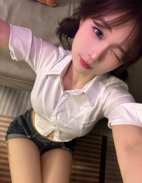 小茜  157.D.45.21歲    ✅新妹上新價：8000