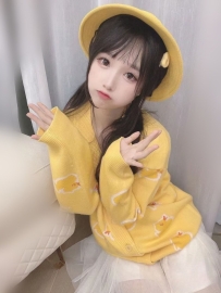 小陌 160/44/C/18歲    🐱 今天推薦一位超會ㄋㄞ的小情人