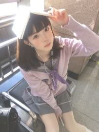 草莓  160cm  D+奶  20歲  臉蛋清新可人 電力百分百