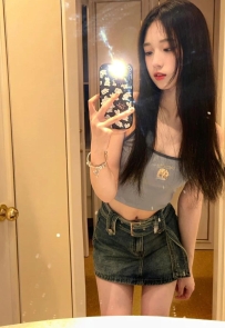 友珍   164cm C  47kg 23歲  清秀溫柔的幼教班老師 甜美清純的外表