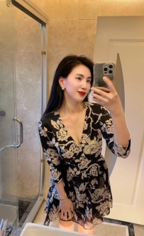 台中 l 梅花 162cm-48kg-42y-Dcup l 氣質優雅很有貴婦感