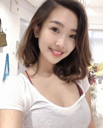 亞夢 160cm 46kg 24y Ccup  亞夢是個很騷的氣質型單親媽媽