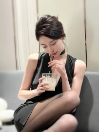 盈盈 165cm 48kg Dcup 30歲   情婦系福利放送 ~