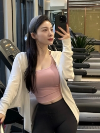 梓微 163.48.E.28歲  嬌羞嫩妻身材好 奶大Q彈好揉
