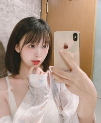 #台中可約  #高顏值爆乳學生    泡泡 160.E.43.19歲