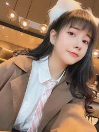 外貌超可愛的很有男女fu  很主動 喜歡在上面做 口技絕對...