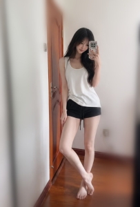 #高雄 欣欣 160cm C奶 21歲  簡介：#電影院櫃台人員