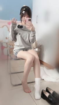 臺中 高中生💛哈尼 156.42.C.18歲