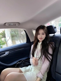 #高雄  貝言 164.42.C.21歲 各種姿勢都難不倒她，緊實的粉穴更是一絕