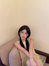 珊珊 160cm C奶 22歲 45kg  氣質甜美 騷妹 欲求不滿的淫女