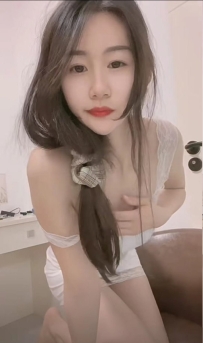 小糖  160  45Kg  C  23歲  #彰化4000  嬌小騒妹妹