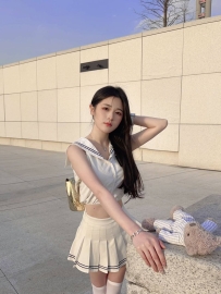 #校園裡的耀眼女神 真璘閃耀登場！   真璘 160 44 C 19歲的她