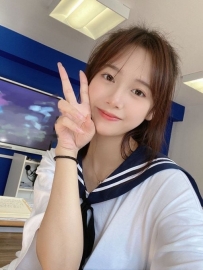 詩涵 157 45 C奶 21歲  亮眼外貌正妹