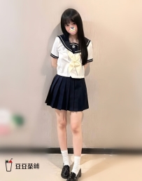 台中 l 呆萌甜美學妹 l  小桃 158cm・45kg・C奶・19歲