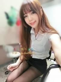 小氣質騷騷淫蕩OL  敢玩 配合度高  尺度大放得開