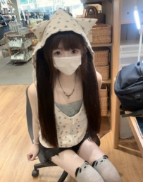 #高雄 妮妮 157cm.B奶.44kg.19歲