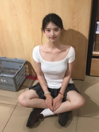 #散發這青春可愛的氣息 床上也是乖乖等哥哥調教
