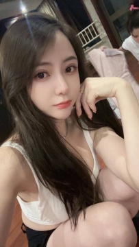 子璐  162.C+.48.25歲 美容師  氣質溫柔 性慾很強