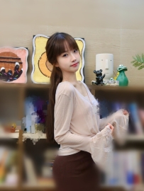 文雅 165cm C奶 47kg 23歲  #聲音溫柔好聽Q彈小臉 素顏美