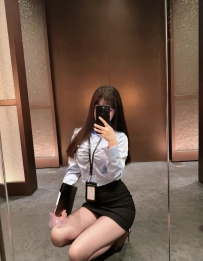 #高雄 嫣旋 161/47kg/C+/24歲 類型：火辣美豔，濕身誘惑，