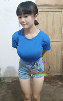 貓貓｜155cm／44kg／F／19歲  嬌小玲瓏的小可愛，一抱就滿滿存在感