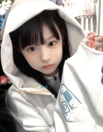 果果 155 A 18歲 40kg  #清純甜美小可愛 皮膚雪白透亮白皙