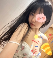 精靈 163cm.47.D.22歲  簡介：可愛大奶 甜甜氣質  初次做兼職 性格慢熱