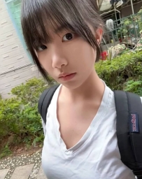 琪琪  #白皙皮膚 #無刺青無穿洞 160 / 45 / C / 19歲