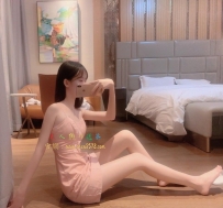 珍妮 168.C.23歲  擁有傲人的身材 身材均勻