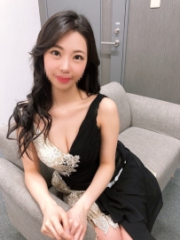 潔潔 163cm D奶 48kg  28歲  可愛少婦 聲音淫蕩好聽  白嫩纖細美體