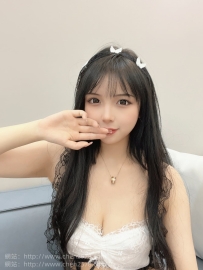 戀戀｜160｜48｜E｜24歲 身材線條火辣，特別會擺動