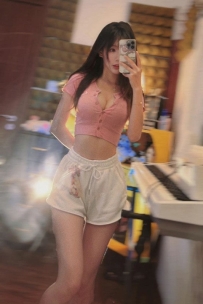 #高雄  安安 164cm D奶 23歲   身材瘦瘦的學生妹 皮膚良好