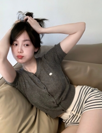 #臺南  可欣 157.C.44kg.18歲  她那清新的笑容