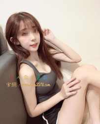 朵兒 158/46/C+/23歲  蜜桃臀性感   很努力的一個女生