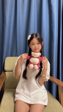 丹丹 155cm B 19歲 44kg  嬌小甜美 敏感體質