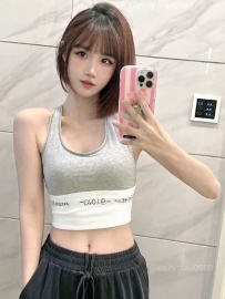 #新竹  可蘭 163cm.48kg.D奶.22歲  彩妝師可蘭，顏值爆表