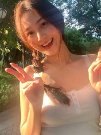 七七 161.C.46.23歲  人氣王 CP值高 功夫一流  #舌吻技術都很優