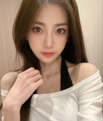 戀戀 166cm 47kg D+ 25歲  17主播 白嫩軟綿的D奶級女神