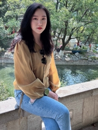 雯雯 162.F奶.52kg.35歲  饑渴淫蕩人妻 現在可約 超級會玩
