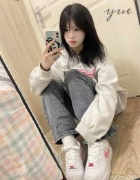 心彤 160/45kg/19歲/B奶  帶點俏皮可愛